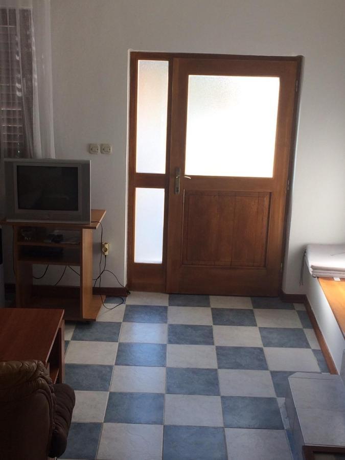 Apartmani Dragica-Prizemlje Kampor Exteriér fotografie